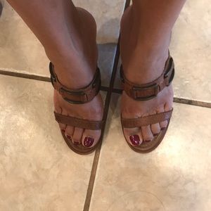 Banana Republic Sandals 👡